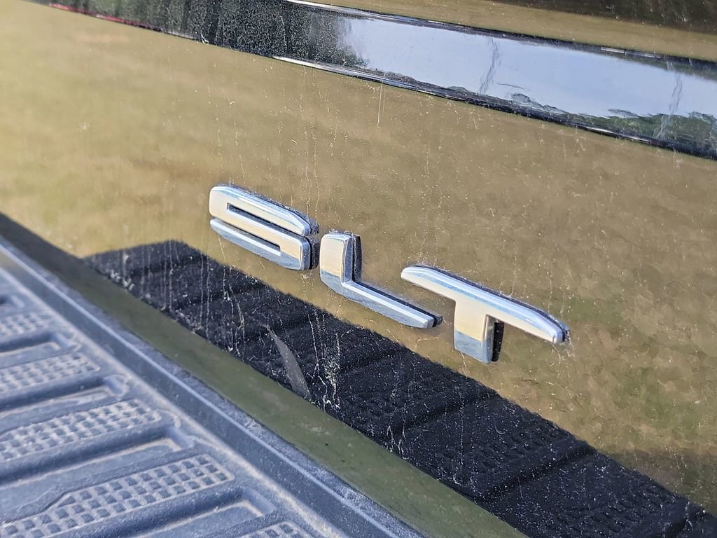 Used 2022 GMC Sierra 1500 SLT w/ SLT Convenience Package image 18