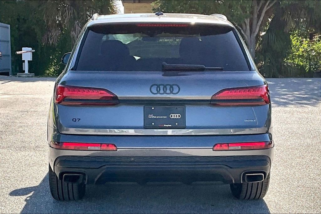 Used 2025 Audi Q7 2.0T Premium w/ Convenience Plus Package image 6