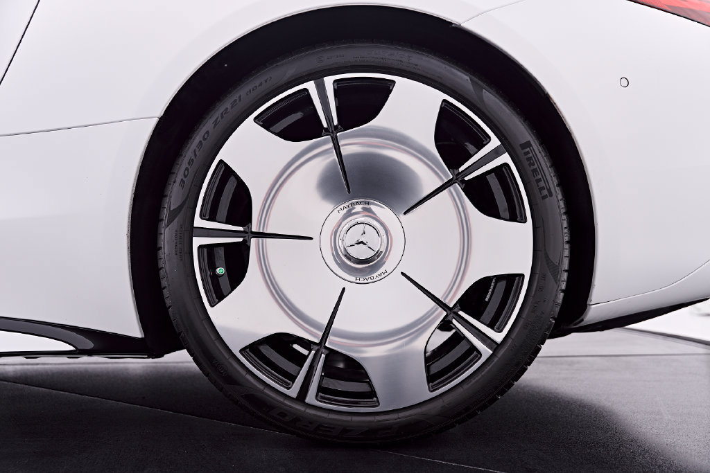 Used 2026 Mercedes-Benz Maybach SL 680 image 43