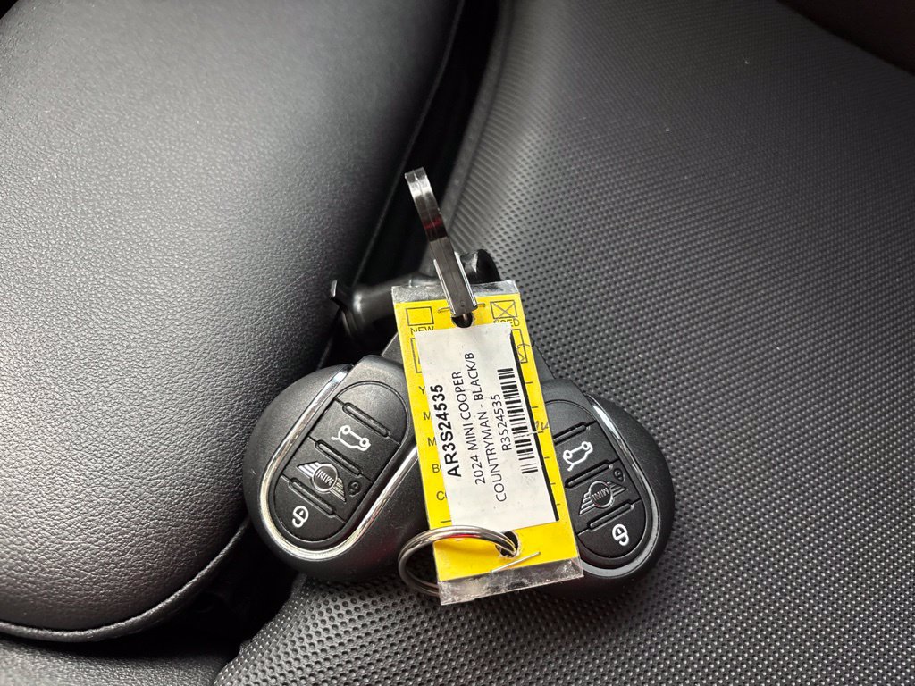 Used 2024 MINI Cooper Countryman S FWD image 39