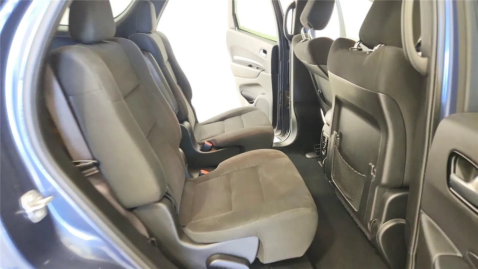 Used 2021 Dodge Durango SXT AWD/4WD image 37