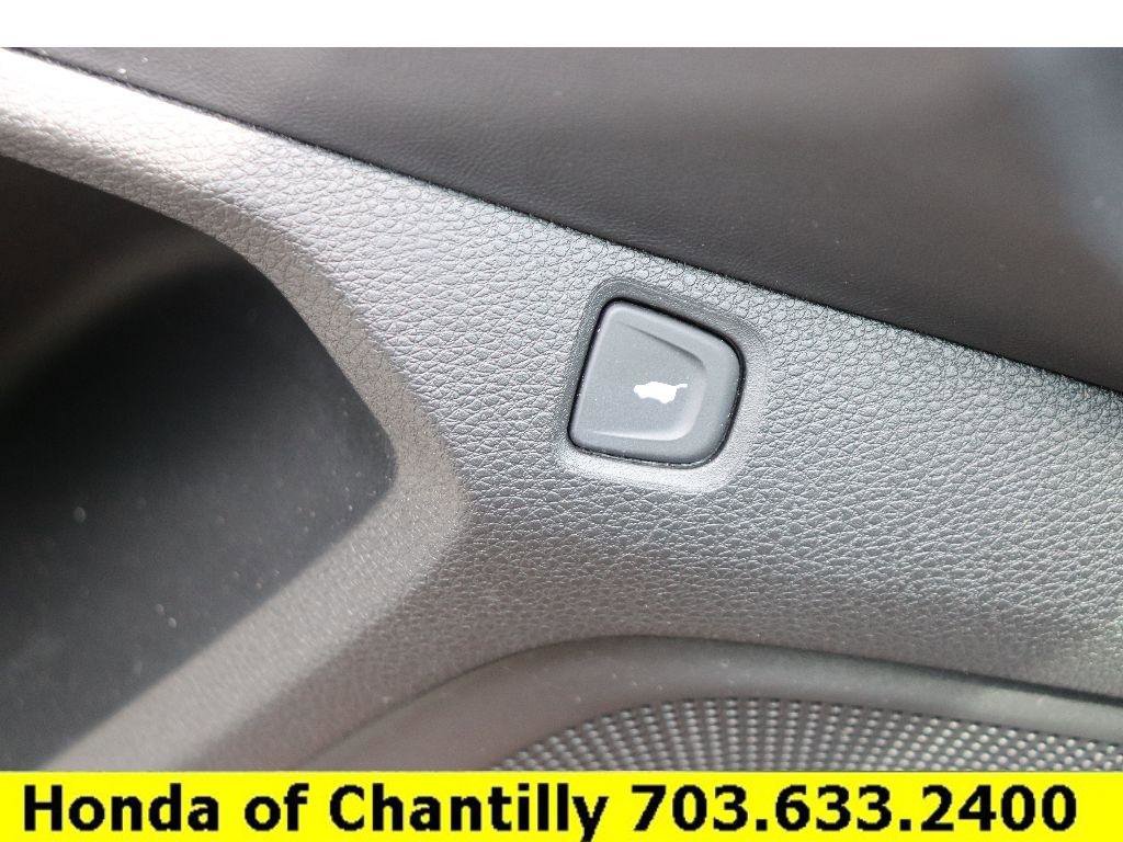 Used 2024 Acura RDX SH-AWD image 26