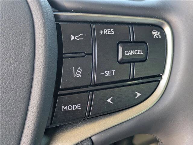 Used 2025 Lexus ES 300h w/ Premium Package image 12