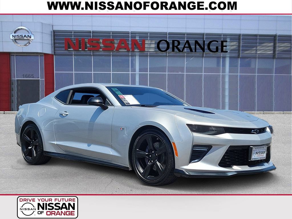 Used 2017 Chevrolet Camaro SS RWD image 1