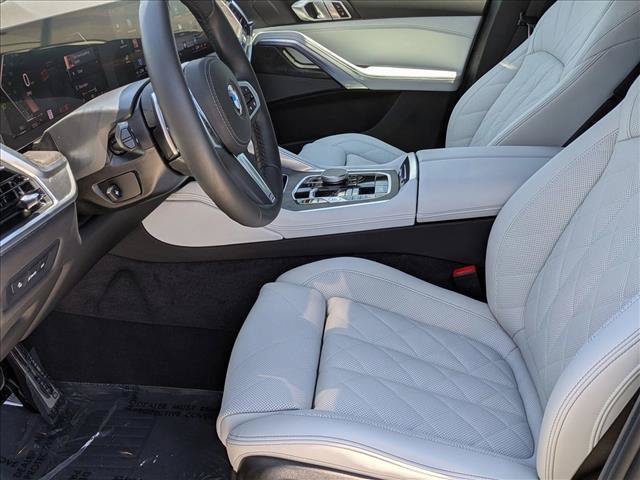Certified 2026 BMW X6 xDrive40i w/ Climate Comfort Package AWD/4WD image 17