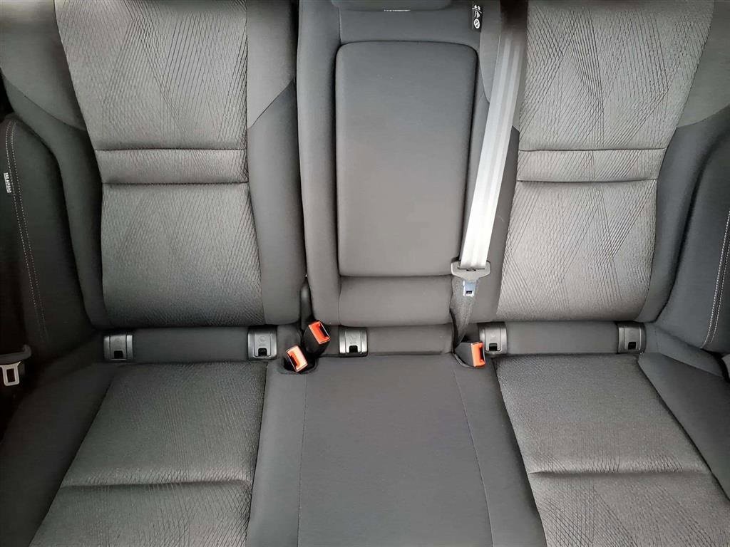 Used 2024 Nissan Rogue SV image 17