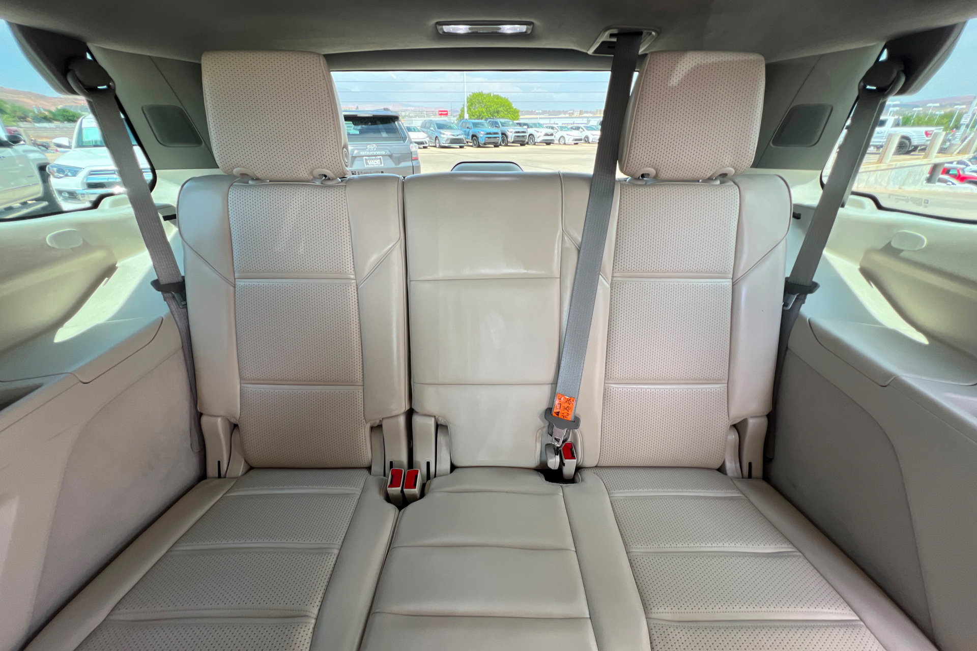 Used 2022 Cadillac Escalade Sport Platinum AWD/4WD image 23