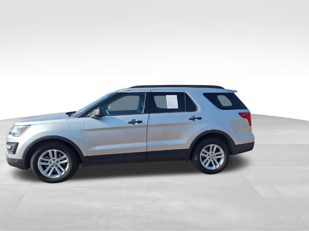 Used 2017 Ford Explorer Base image 11
