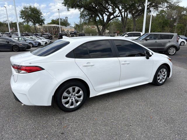 Certified 2025 Toyota Corolla LE image 2
