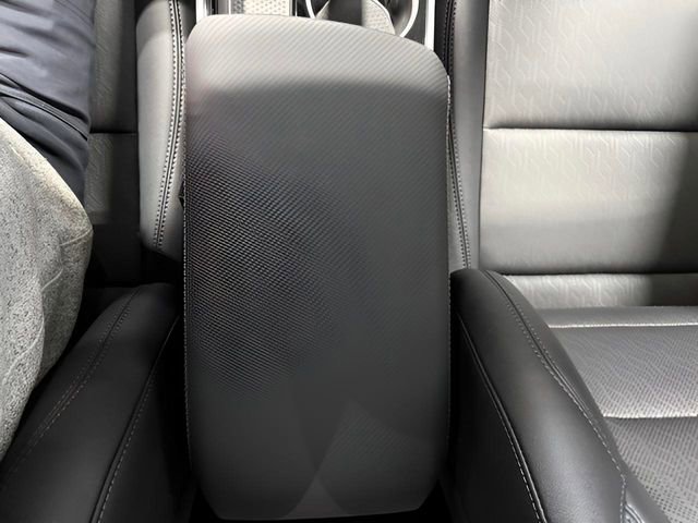 New 2026 Chevrolet Equinox LT w/ Convenience Package II image 25
