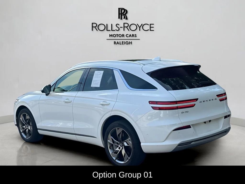 Used 2024 Genesis Electrified GV70 Advanced image 4