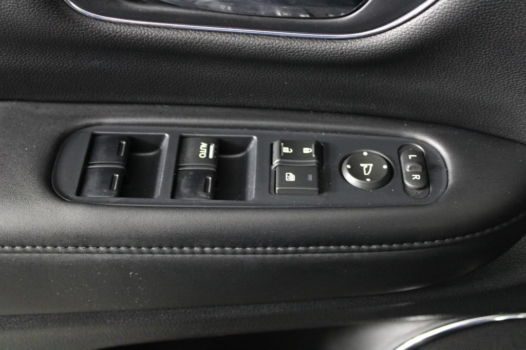 Used 2018 Honda HR-V EX-L image 21