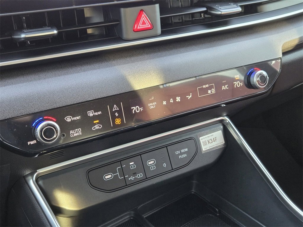 New 2026 Kia Carnival EX image 26