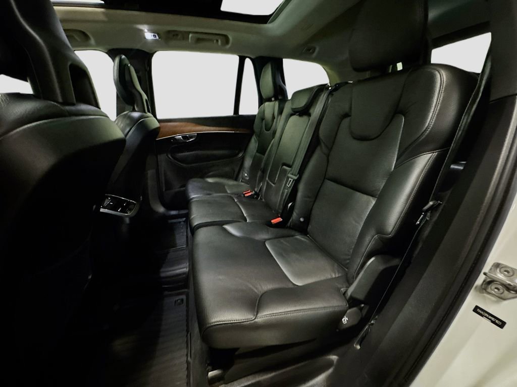 Used 2021 Volvo XC90 T6 Momentum w/ Protection Package Premier image 32