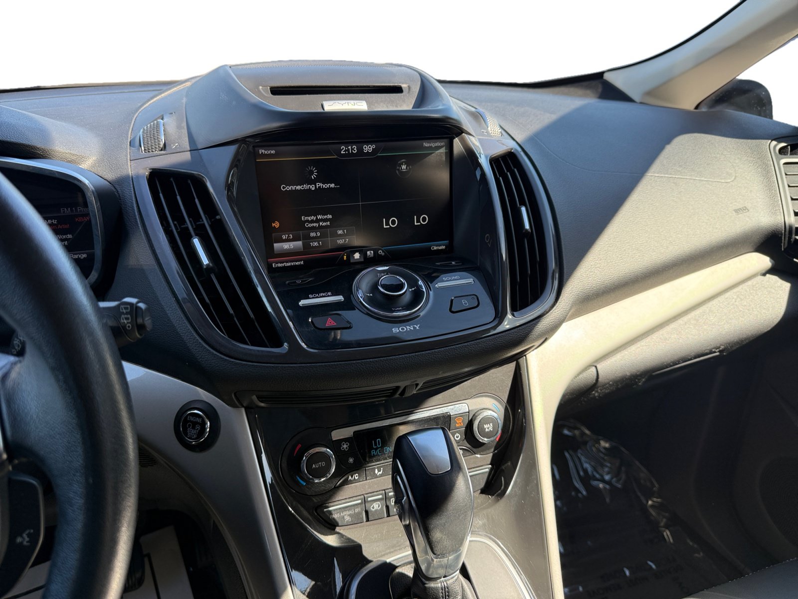 Used 2015 Ford C-MAX Energi SEL w/ Equipment Group 301A FWD image 12