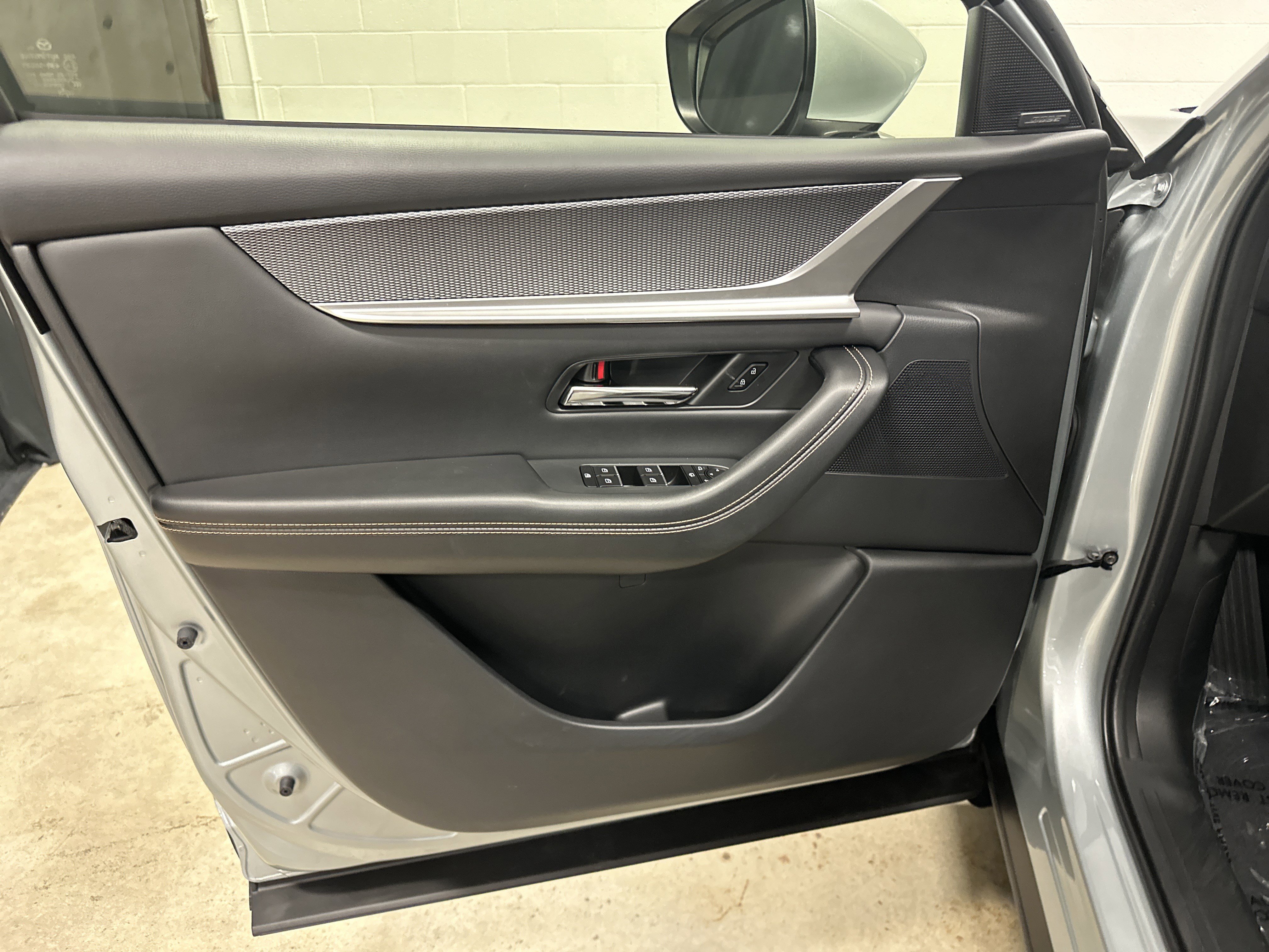 Used 2024 MAZDA CX-90 3.3 Turbo w/ Premium Plus Pkg image 14