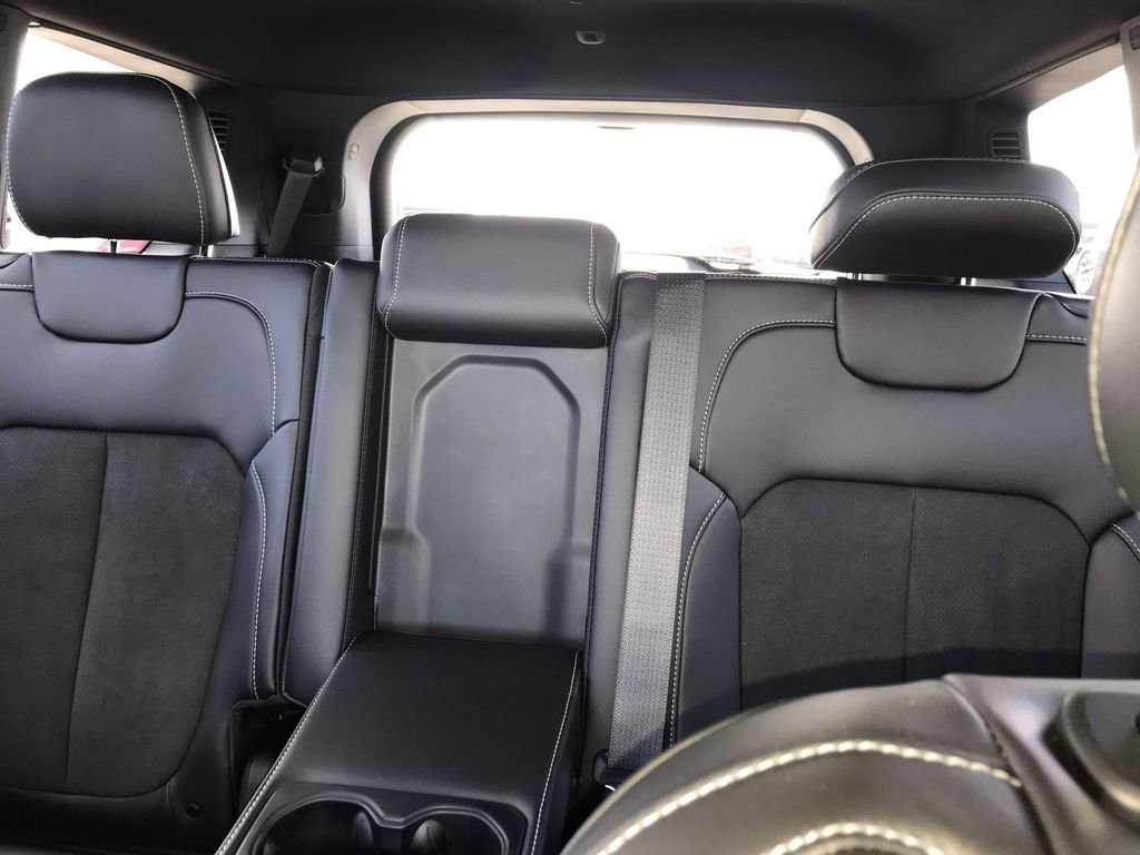 New 2026 Jeep Grand Cherokee L 4WD image 22