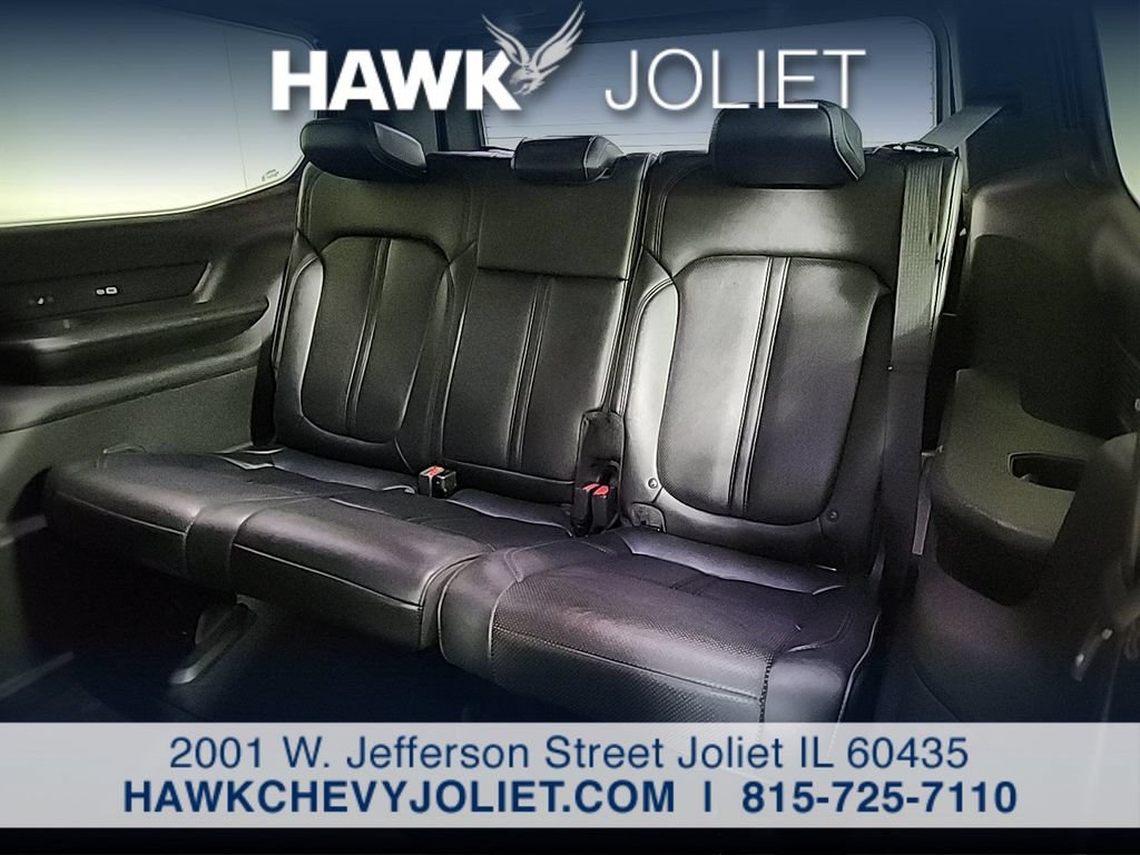 Used 2024 Jeep Wagoneer Series III AWD/4WD image 13