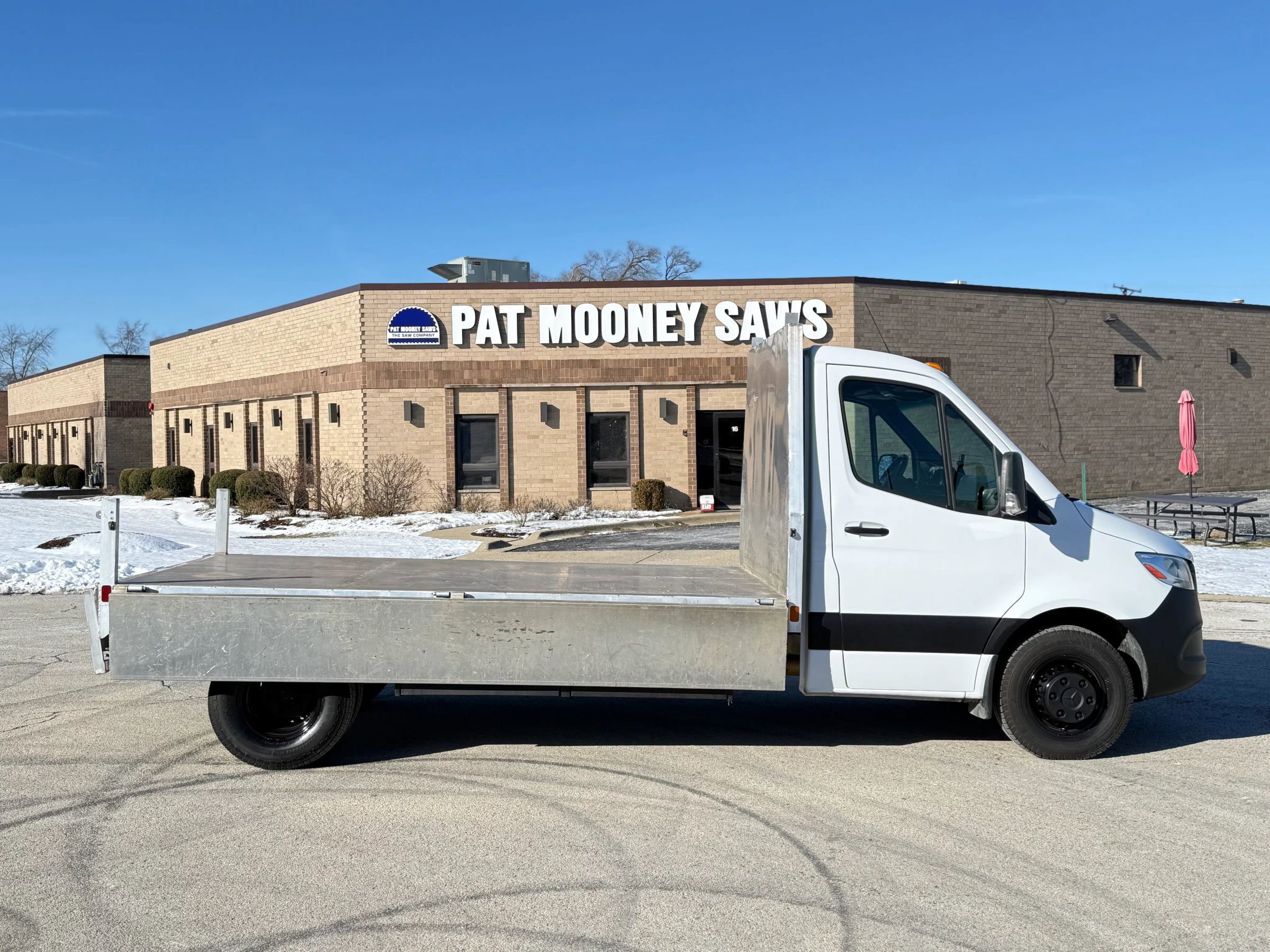 Used 2019 Mercedes-Benz Sprinter 170 w/ Chrome Grille Package image 10