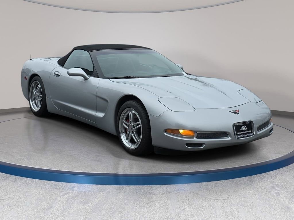 Used 2000 Chevrolet Corvette Convertible w/ Memory Pkg image 4
