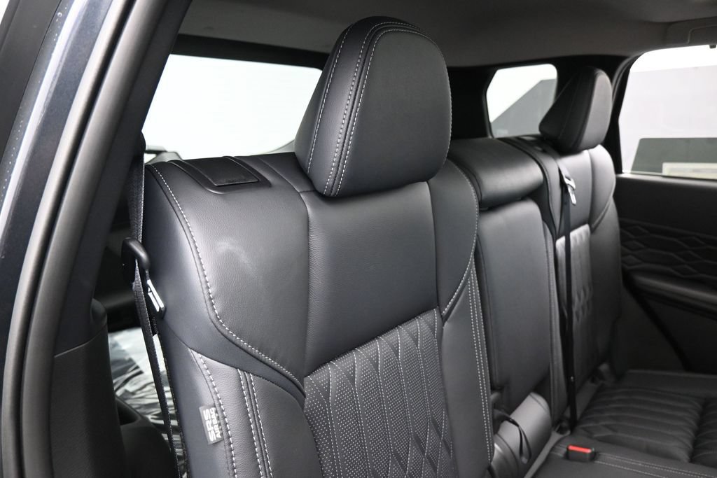 New 2026 Mitsubishi Outlander SEL AWD/4WD image 44