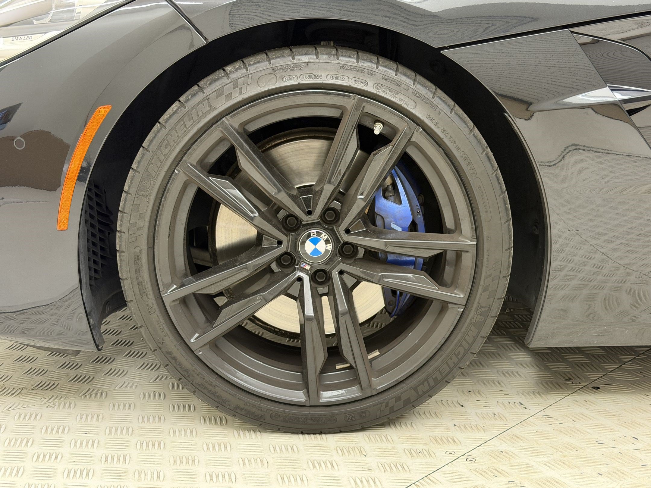 Used 2024 BMW Z4 M40i w/ Premium Package RWD image 13