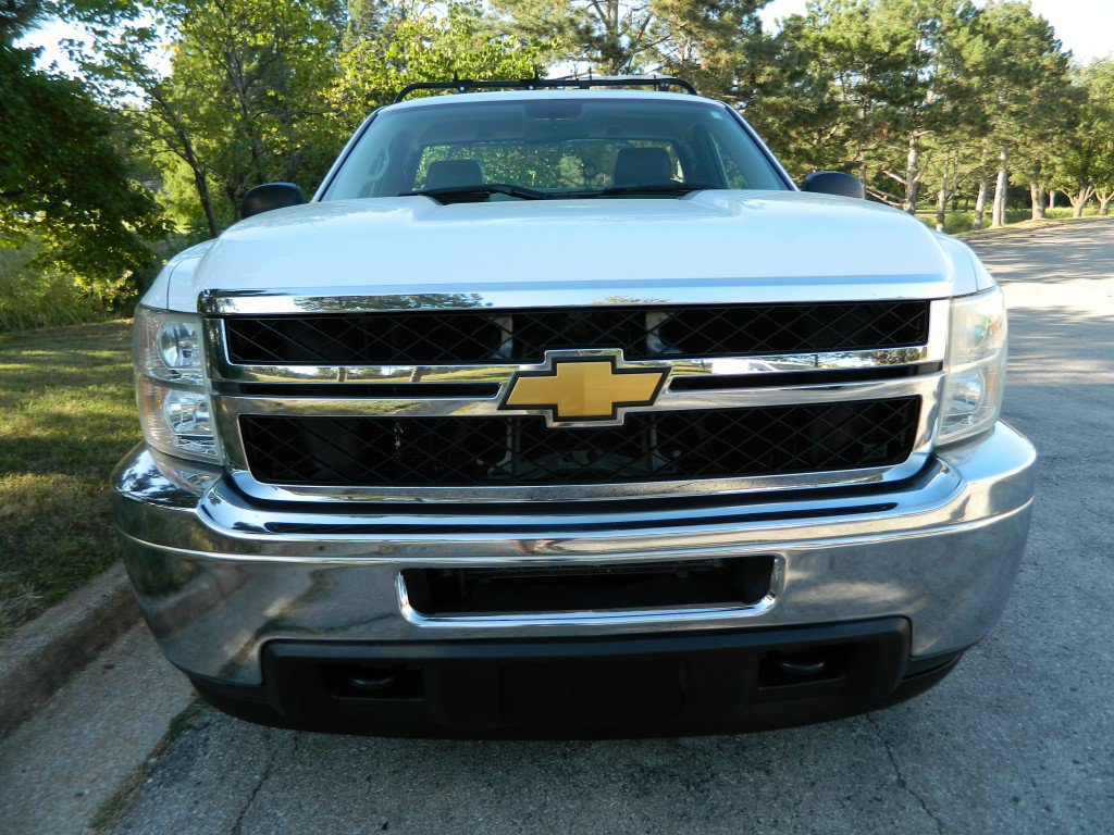 Used 2012 Chevrolet Silverado 2500 W/T RWD image 2