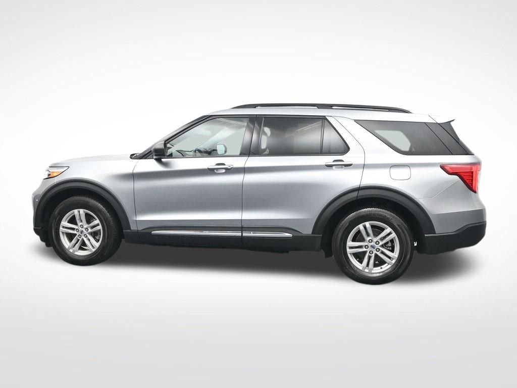 Used 2024 Ford Explorer XLT image 10