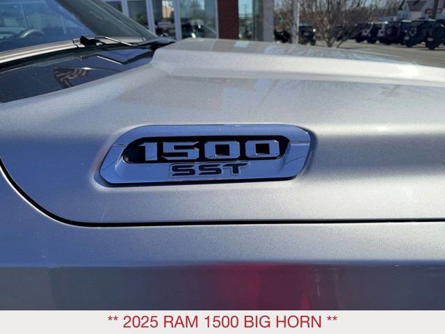 Used 2025 RAM 1500 Big Horn AWD/4WD image 9