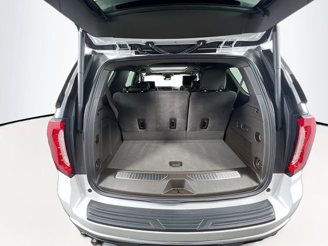 Certified 2024 GMC Yukon Denali image 6