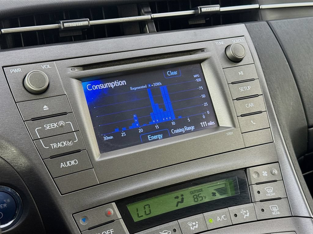 Used 2014 Toyota Prius Two FWD image 15