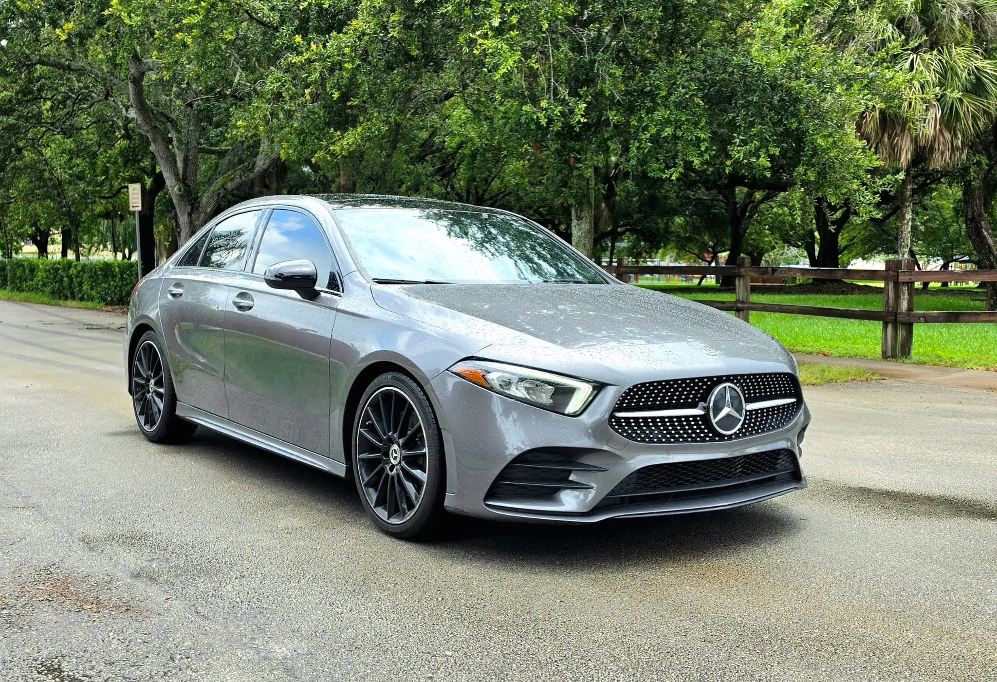 Used 2019 Mercedes-Benz A 220 image 3