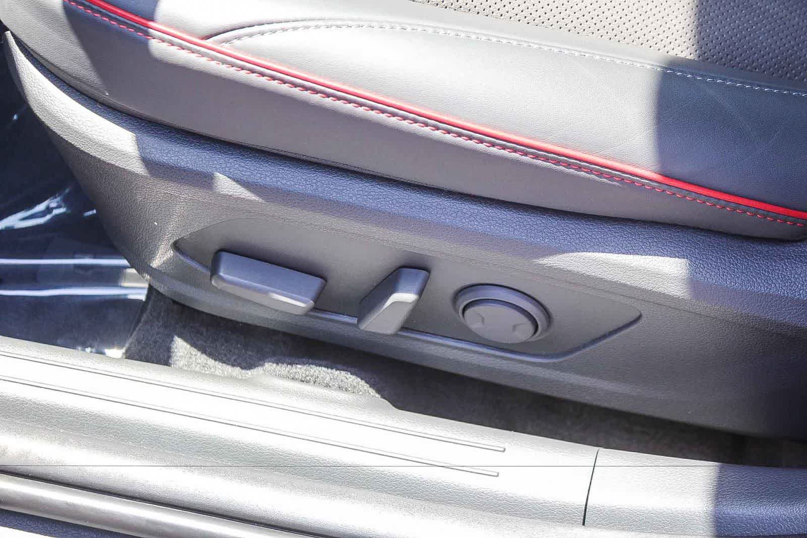 Certified 2023 Hyundai Sonata SEL Plus w/ Preferred Accessory Package FWD image 27