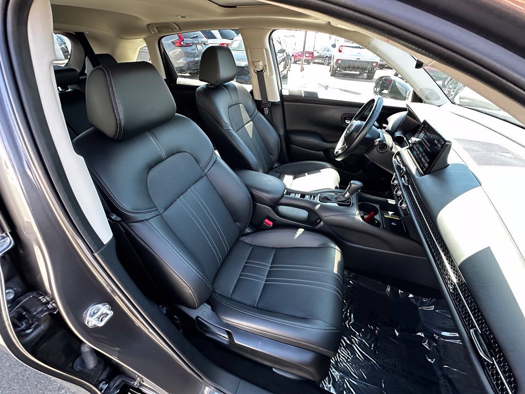 Certified 2025 Honda HR-V EX-L image 13