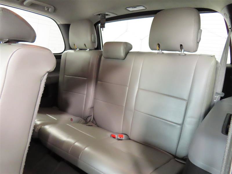 Used 2019 Toyota Sequoia SR5 AWD/4WD image 30