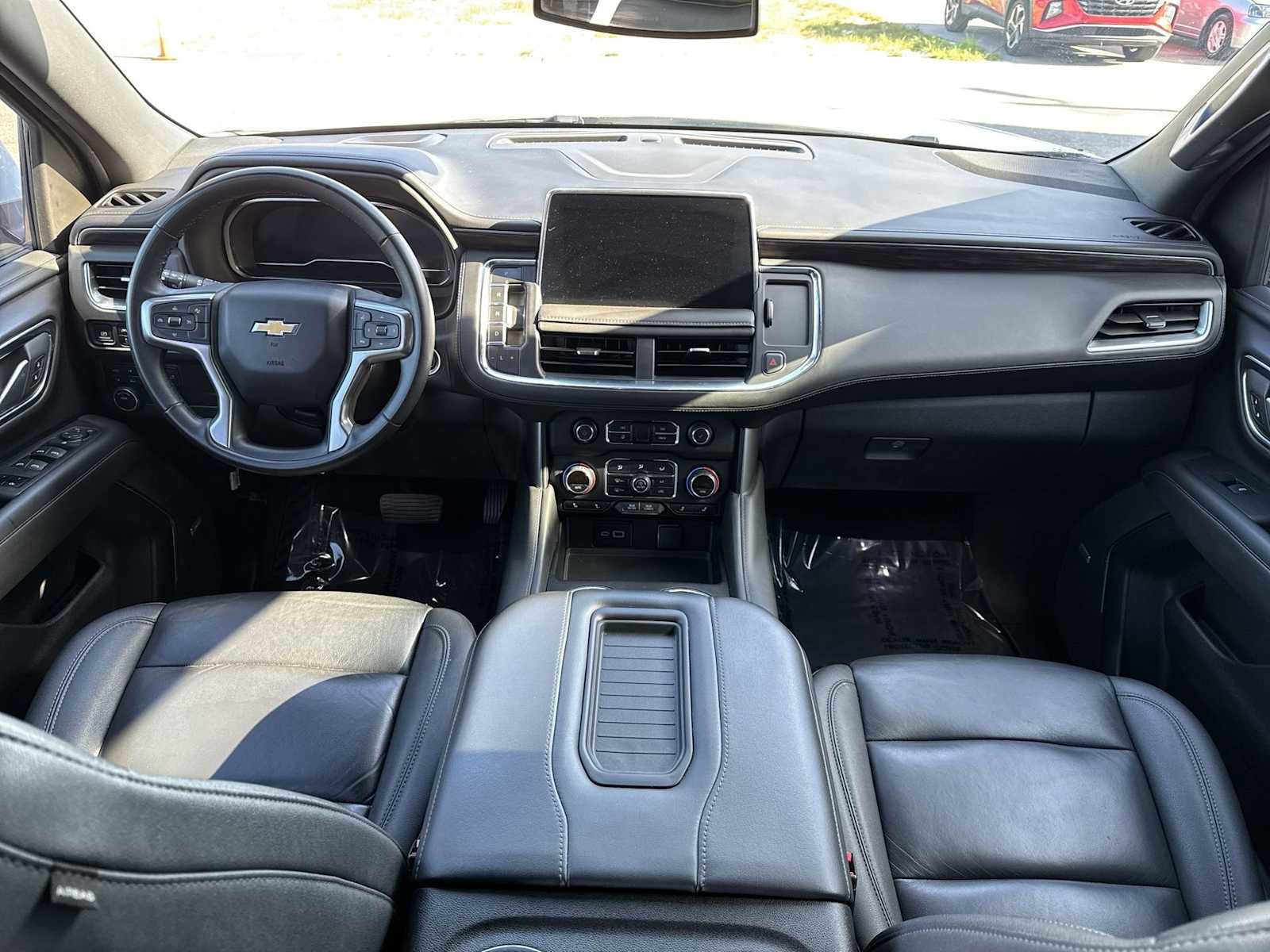 Used 2024 Chevrolet Suburban LT AWD/4WD image 14