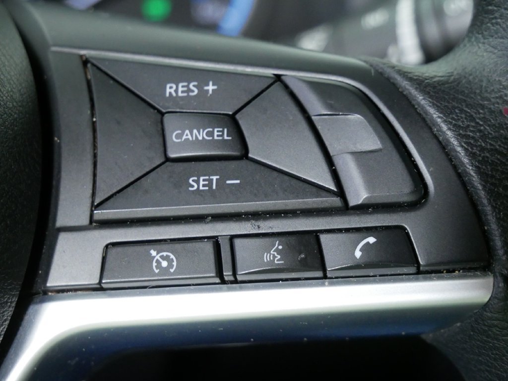 Used 2025 Nissan Leaf S FWD image 26