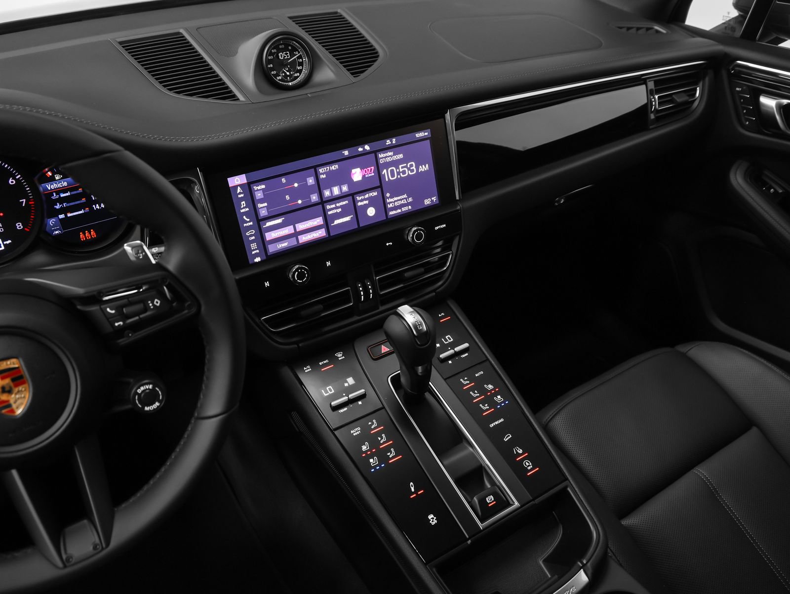New 2026 Porsche Macan Turbo AWD/4WD image 39