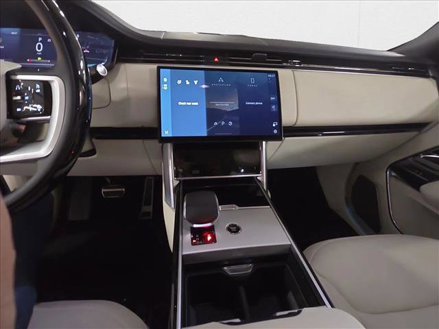 New 2025 Land Rover Range Rover Autobiography image 22