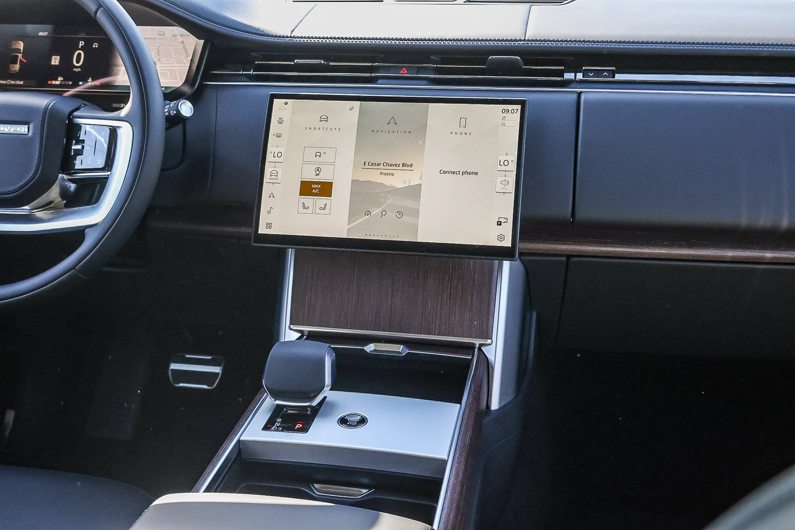 New 2026 Land Rover Range Rover SE AWD/4WD image 23
