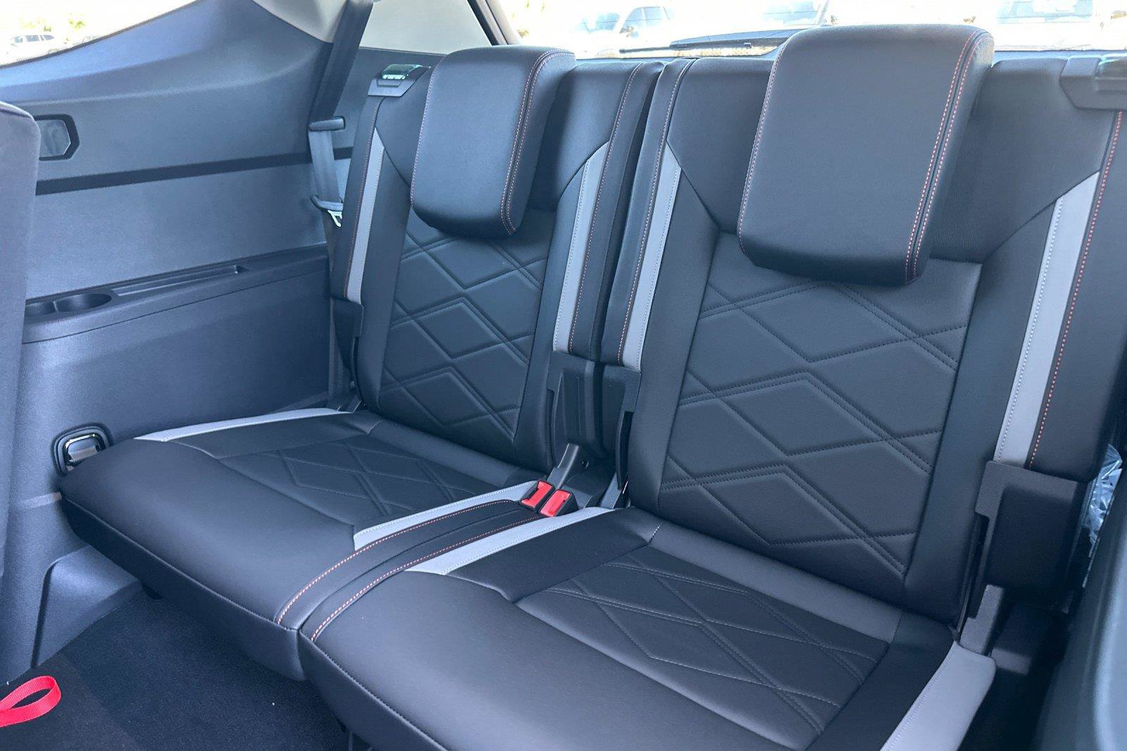 New 2026 Volkswagen Atlas Peak Edition AWD/4WD image 14
