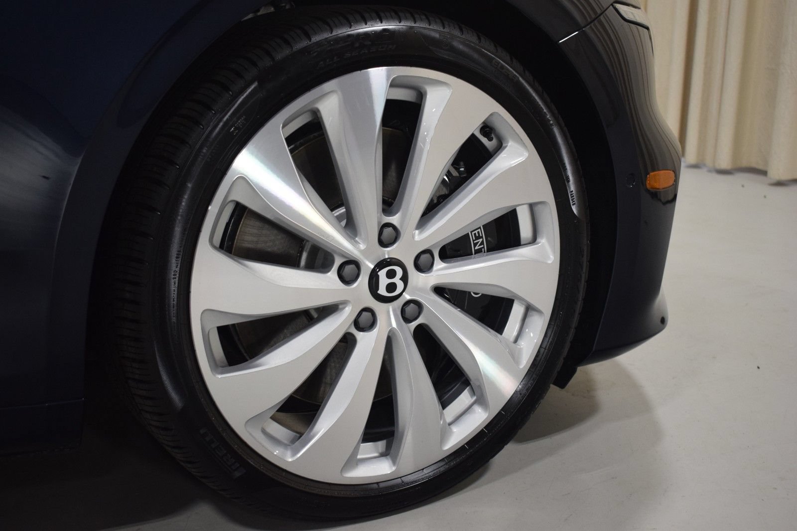 New 2026 Bentley Continental GT AWD/4WD image 7