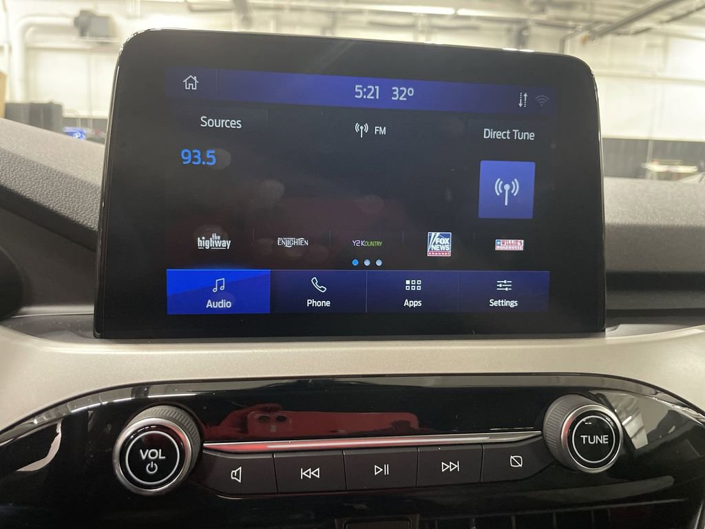 Used 2022 Ford Escape SE image 16