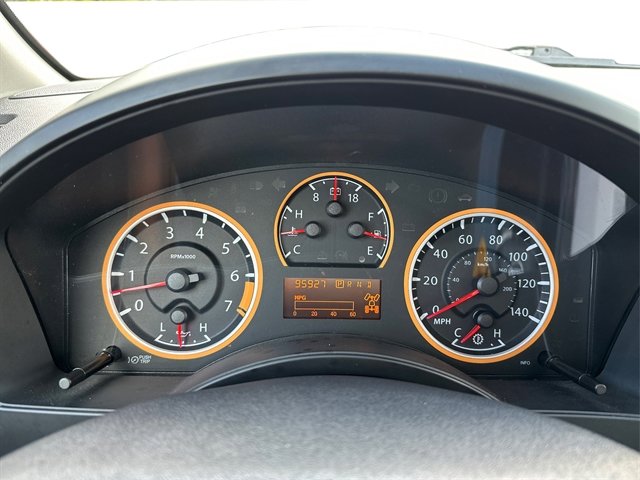 Used 2014 Nissan Titan PRO-4X AWD/4WD image 26