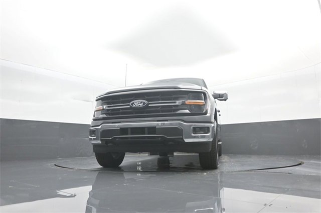 New 2025 Ford F150 XLT w/ Equipment Group 302A MID image 31