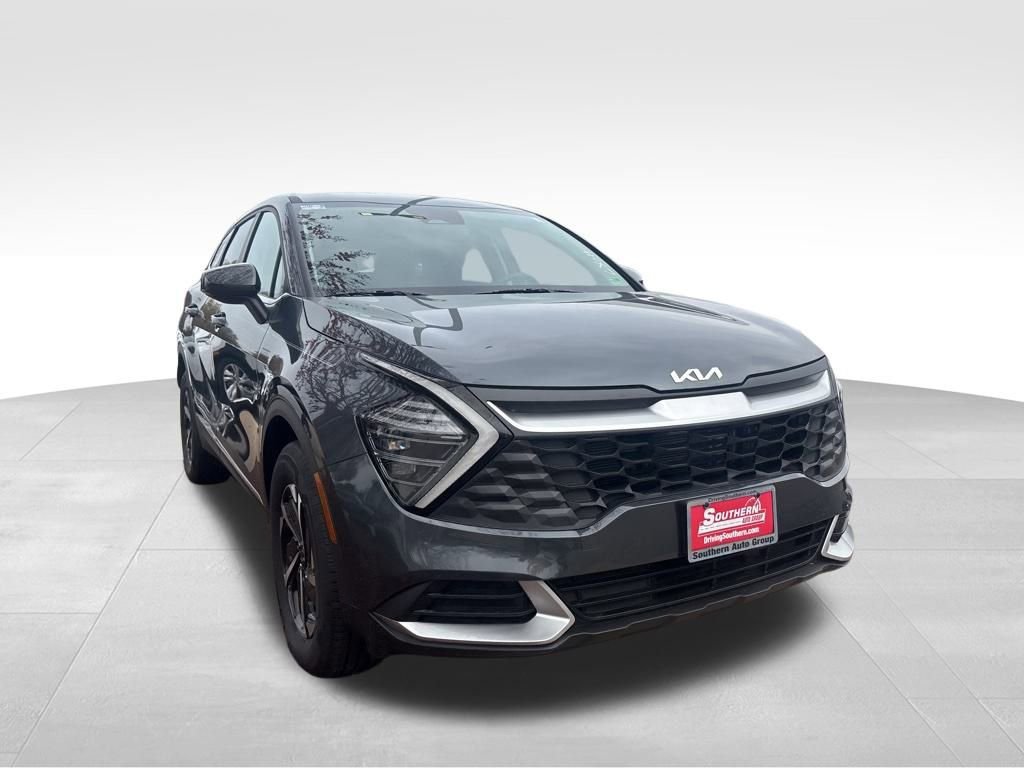 Certified 2024 Kia Sportage LX image 10