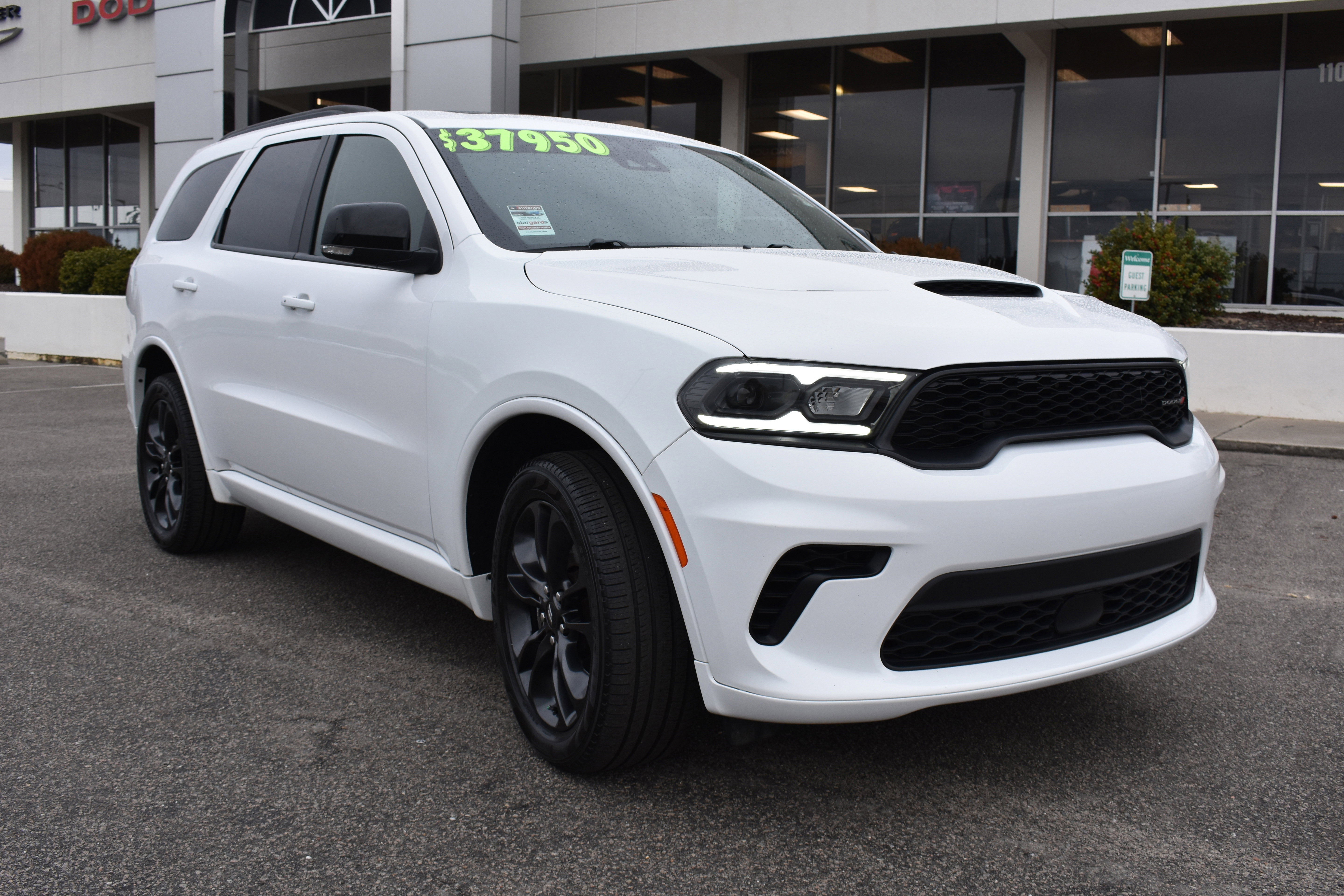 Used 2024 Dodge Durango GT image 3