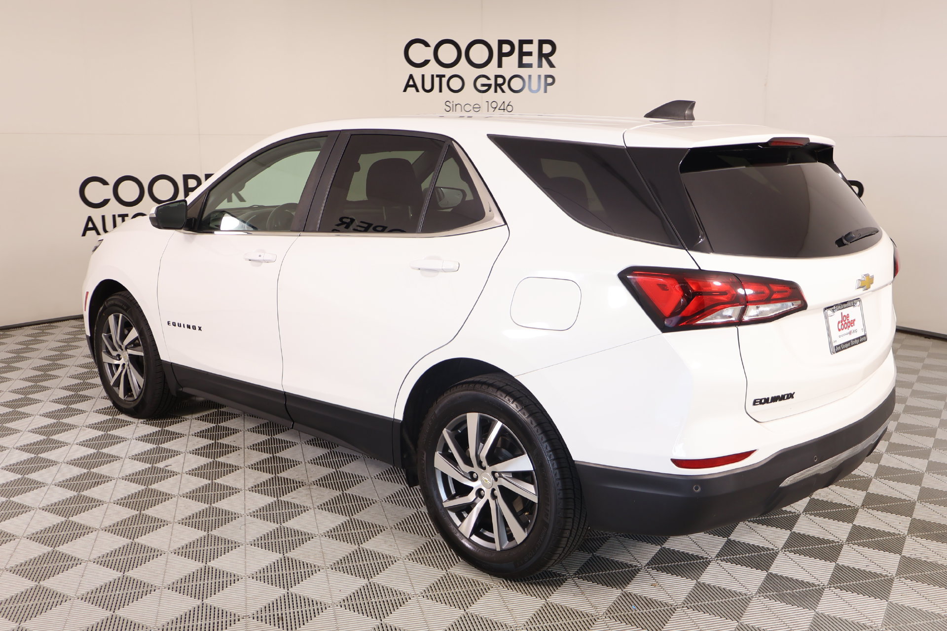 Used 2022 Chevrolet Equinox LT FWD image 22