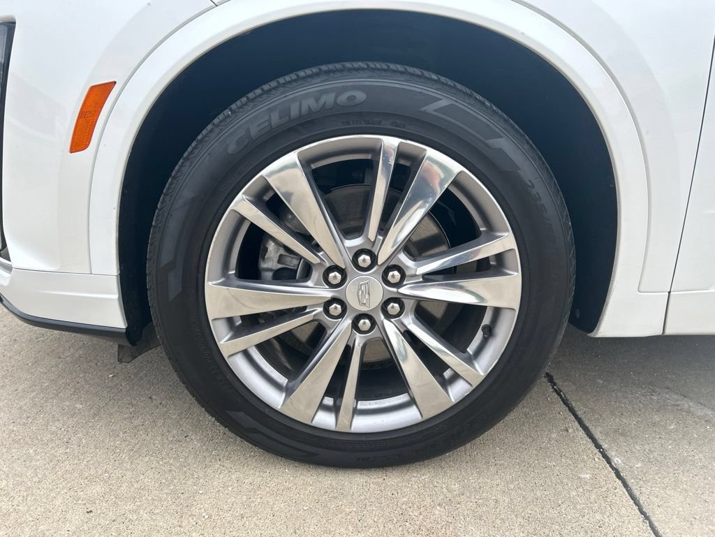 Used 2023 Cadillac XT6 Premium Luxury AWD/4WD image 23