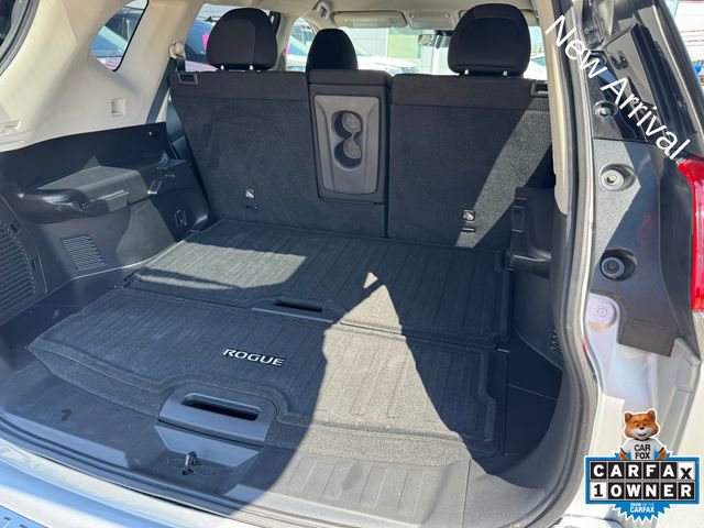 Used 2020 Nissan Rogue SV image 5